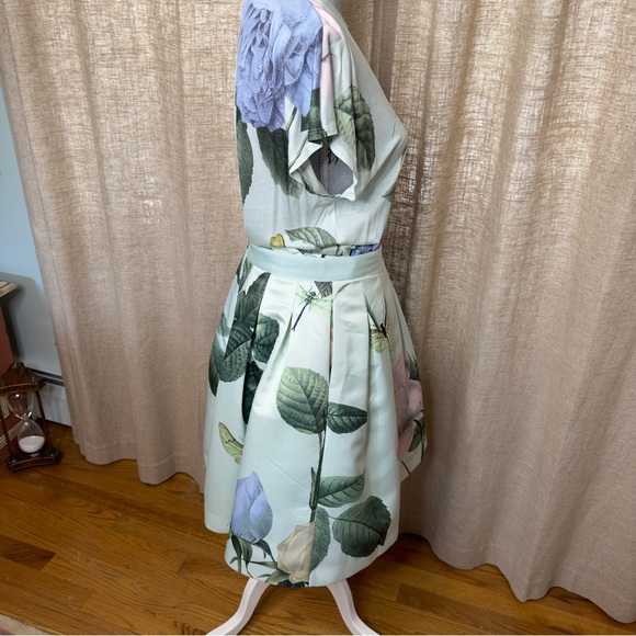 Ted Baker Floral Tee + Skirt Set, tee sz. 1, small skirt sz. 2, medium - Picture 6 of 14